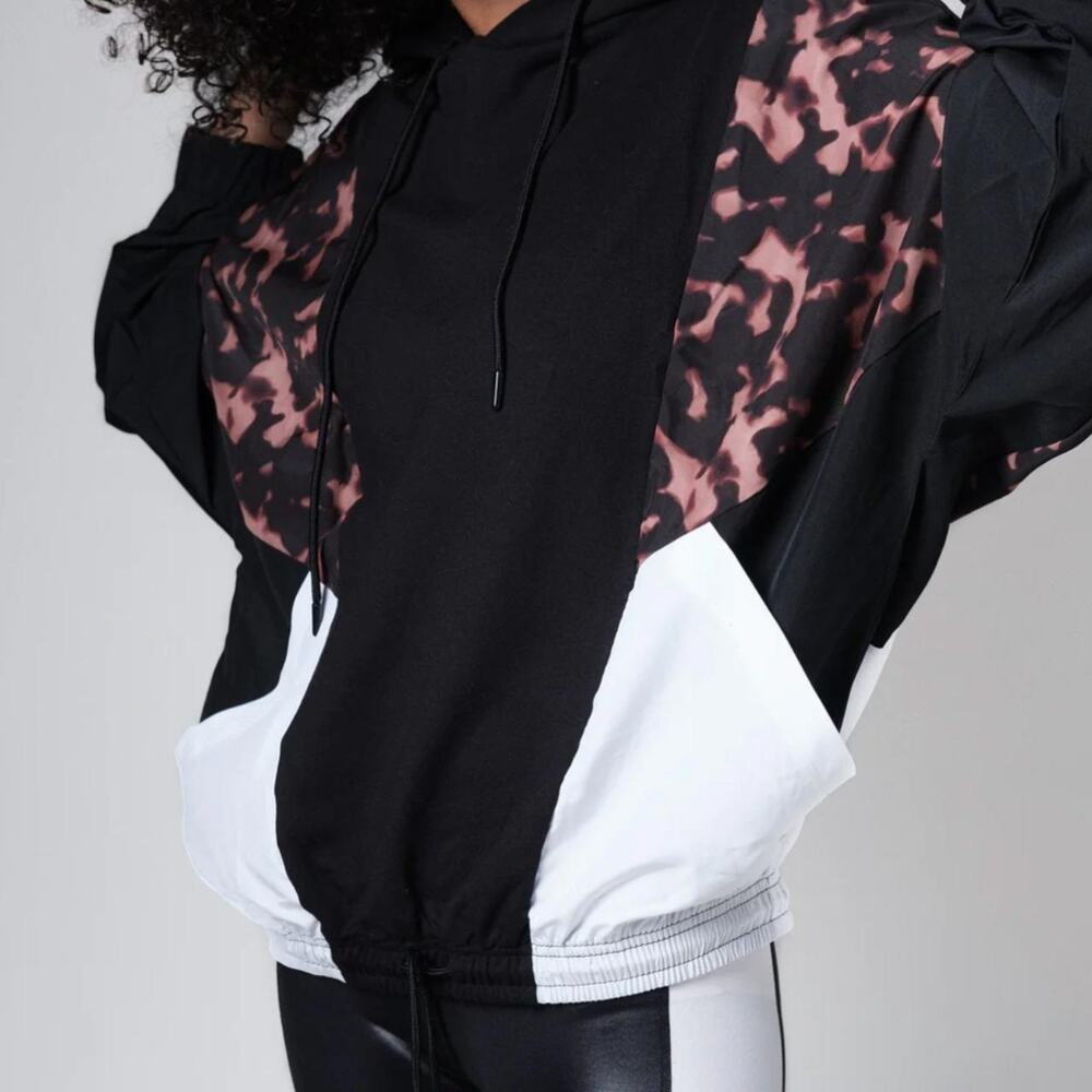 Popover Hooded Color-Block Jacket - Picture 6 of 8